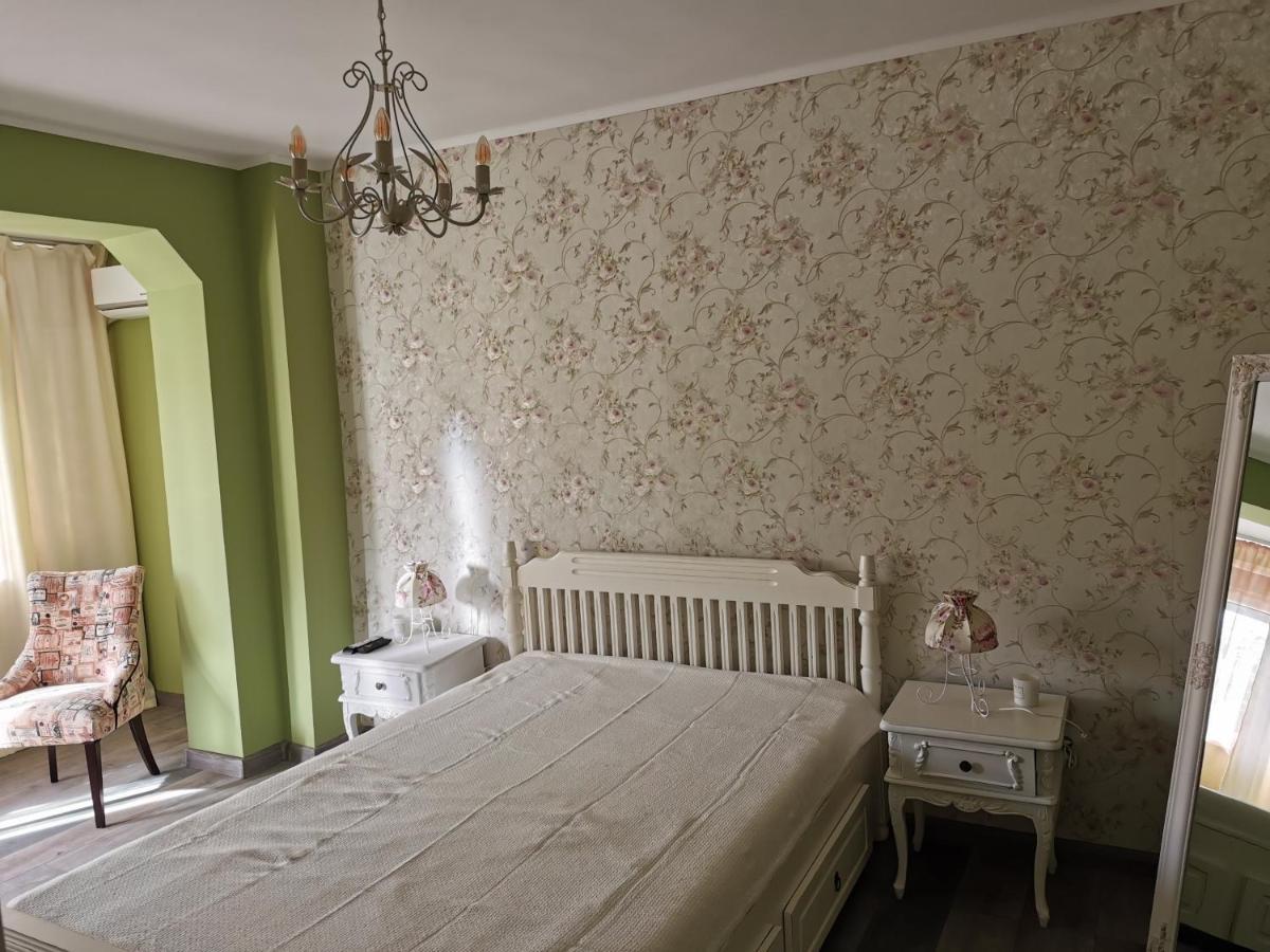 Chic Apartment Brăila エクステリア 写真